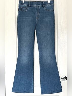 SPANX Blue Seamed Front Wide Leg Jeans Medium High Rise Pull On Shaping Denim, M